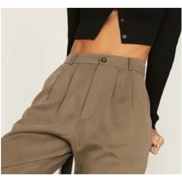 REFORMATION Mason Pants •Women 4 PETITE•Wide Leg Trouser Office Pleated Tan $178 - Picture 2 of 12